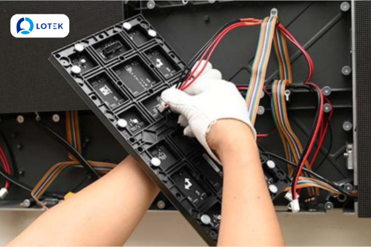 Cách bật/tắt màn hình LED đúng quy trình để không giảm tuổi thọ